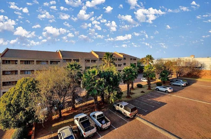 2 Bedroom Property for Sale in Wilro Park Gauteng