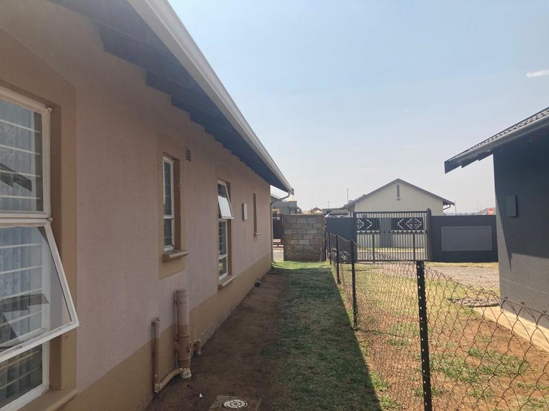 3 Bedroom Property for Sale in Salfin Gauteng