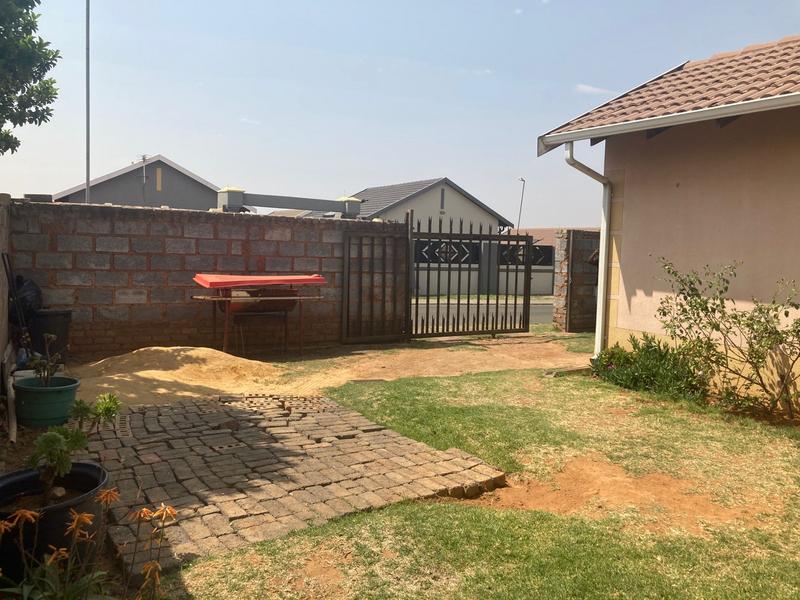 3 Bedroom Property for Sale in Salfin Gauteng