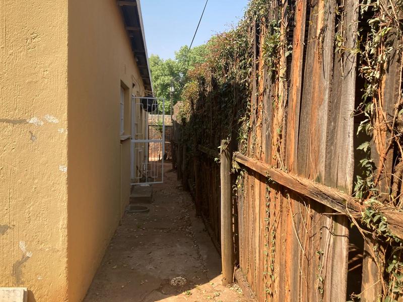 3 Bedroom Property for Sale in Bezuidenhout Valley Gauteng