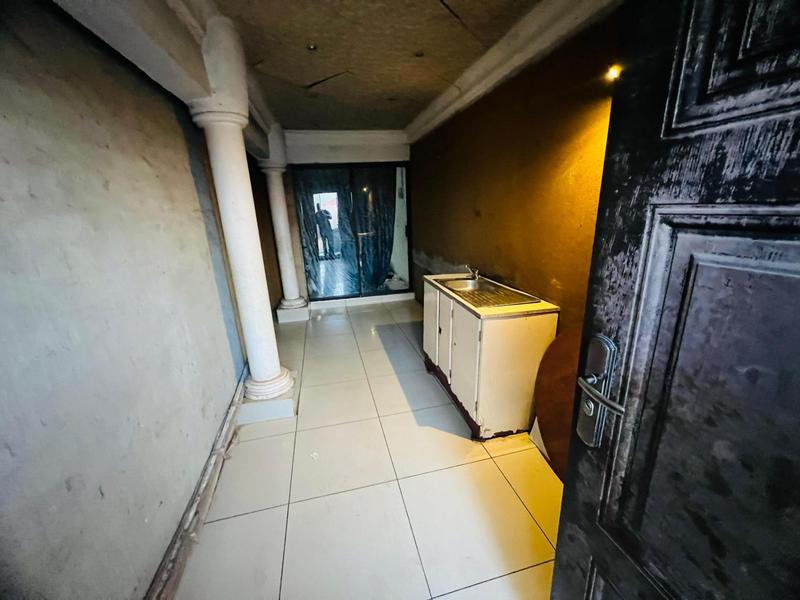 8 Bedroom Property for Sale in Leachville Ext 3 Gauteng