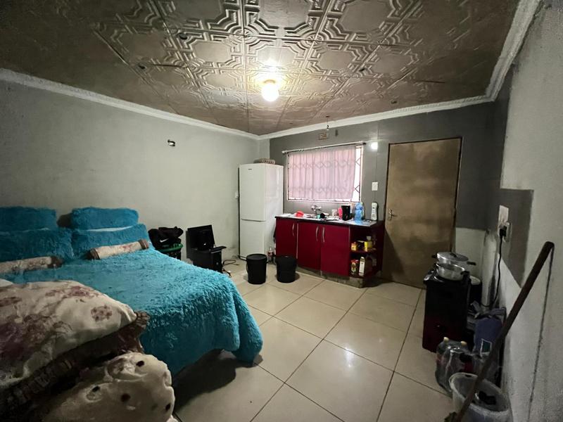 8 Bedroom Property for Sale in Leachville Ext 3 Gauteng
