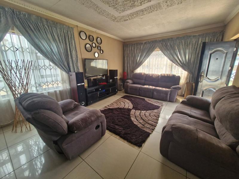 4 Bedroom Property for Sale in Danville Gauteng