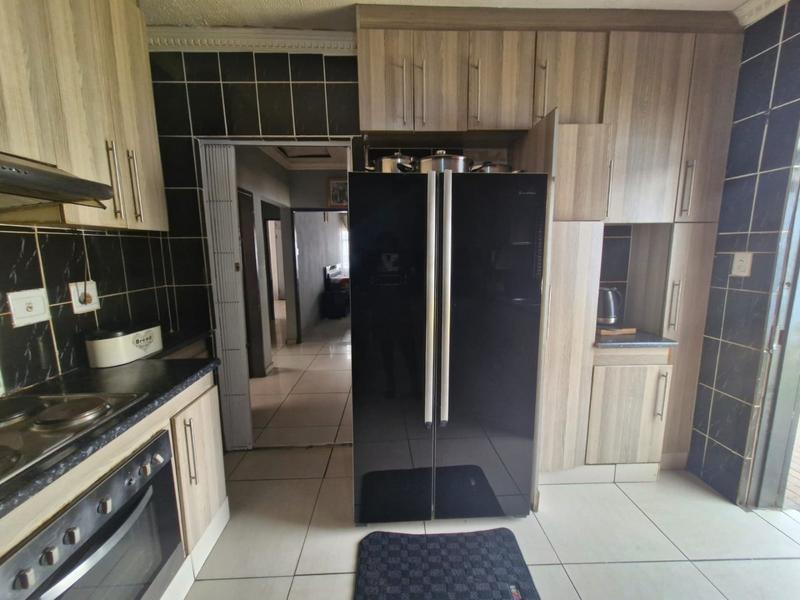 4 Bedroom Property for Sale in Danville Gauteng
