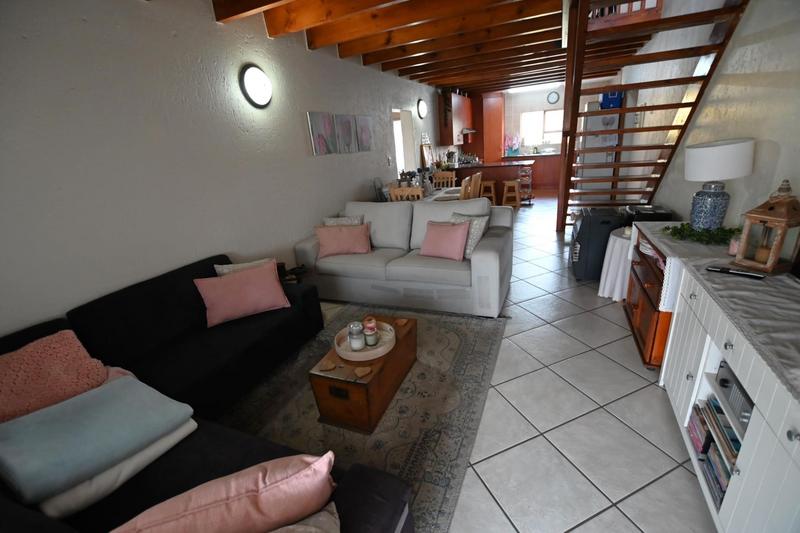 To Let 2 Bedroom Property for Rent in Paulshof Gauteng