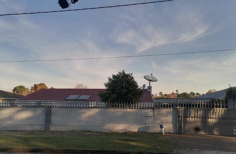 4 Bedroom Property for Sale in Roodepoort Gauteng