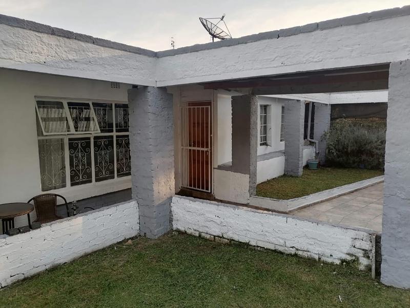 4 Bedroom Property for Sale in Roodepoort Gauteng