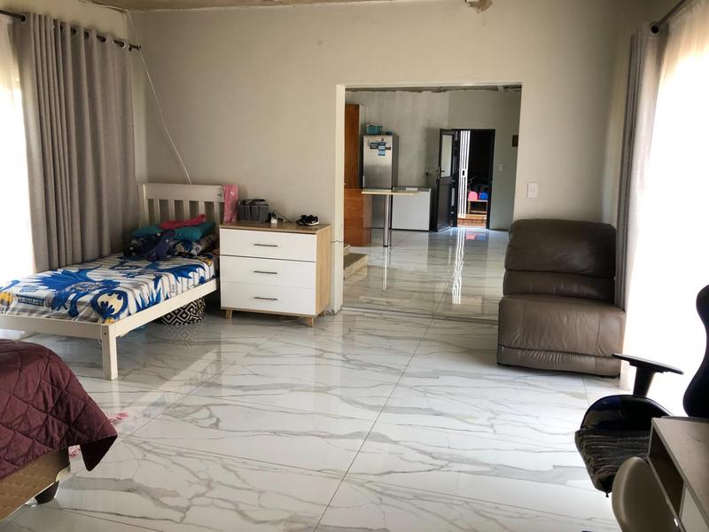 4 Bedroom Property for Sale in Strubensvallei Gauteng
