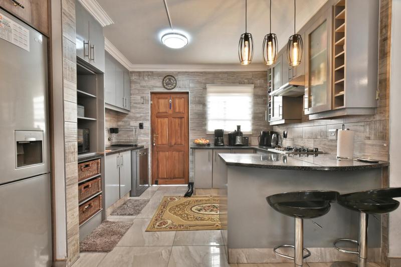 3 Bedroom Property for Sale in South Crest Gauteng