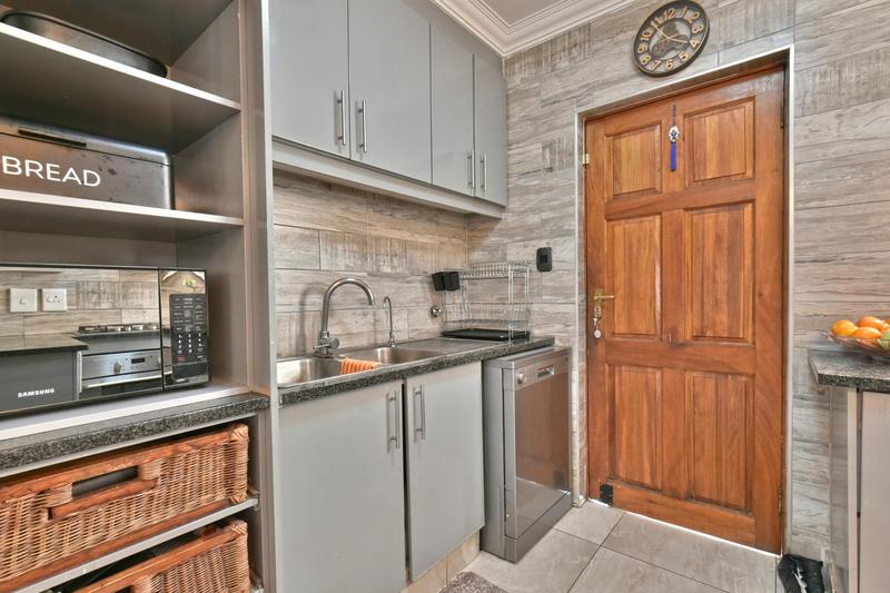 3 Bedroom Property for Sale in South Crest Gauteng