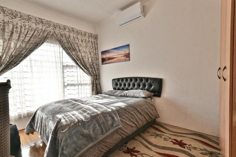 3 Bedroom Property for Sale in South Crest Gauteng