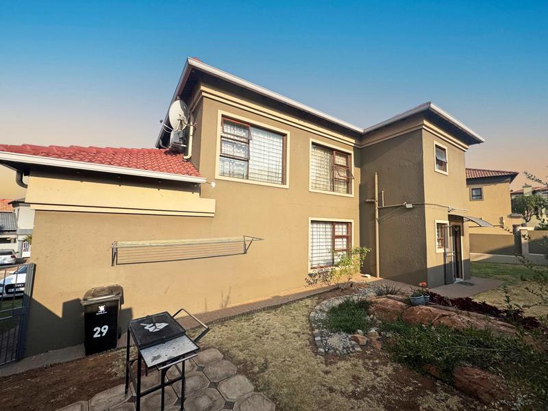 3 Bedroom Property for Sale in South Crest Gauteng