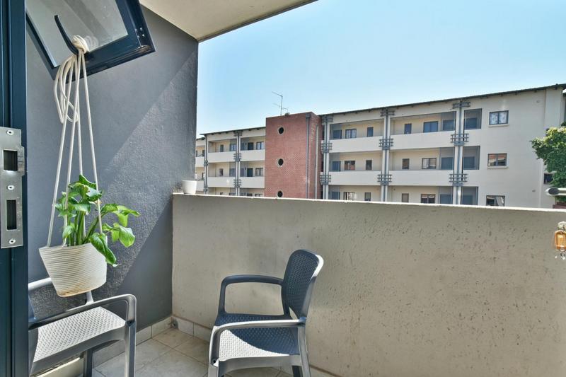 1 Bedroom Property for Sale in Ferndale Gauteng