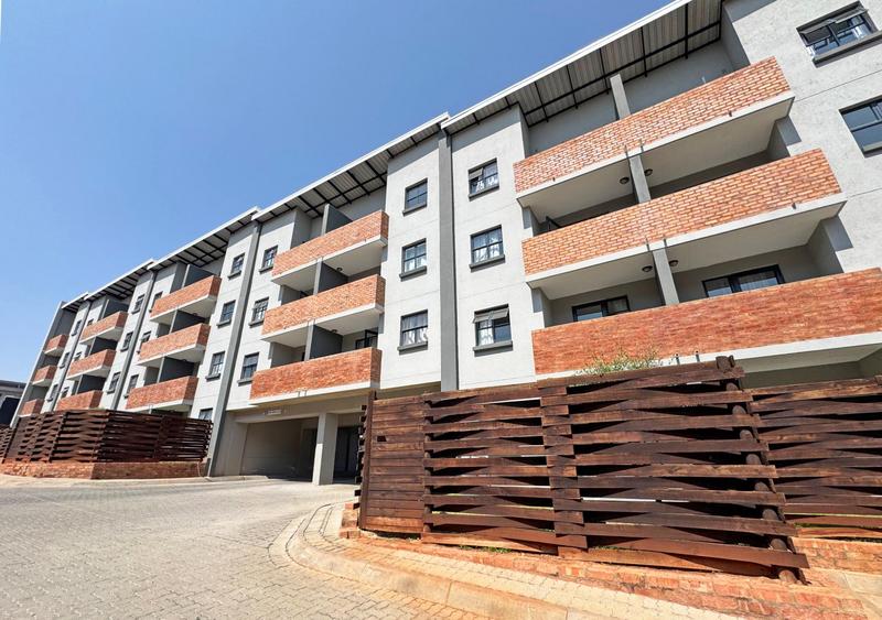 1 Bedroom Property for Sale in Ferndale Gauteng