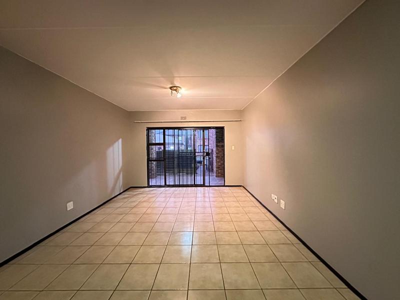 2 Bedroom Property for Sale in Sonneveld Gauteng