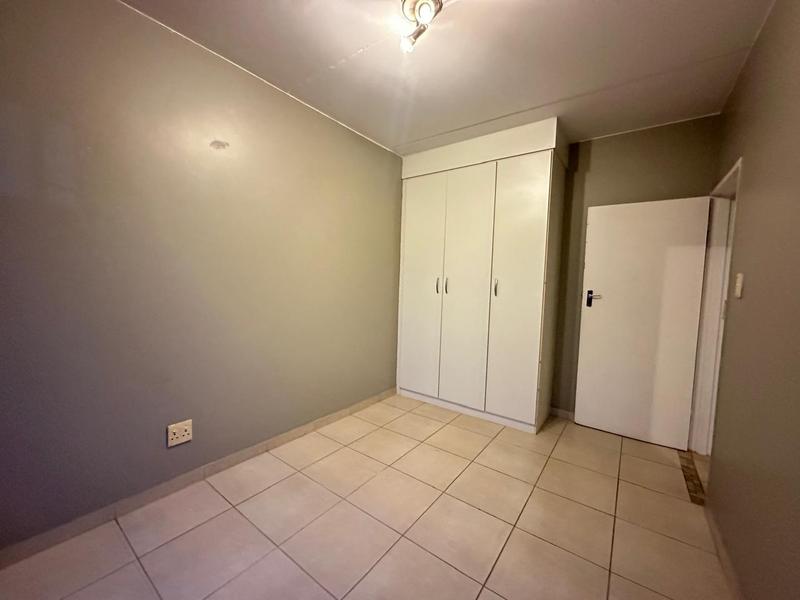 2 Bedroom Property for Sale in Sonneveld Gauteng