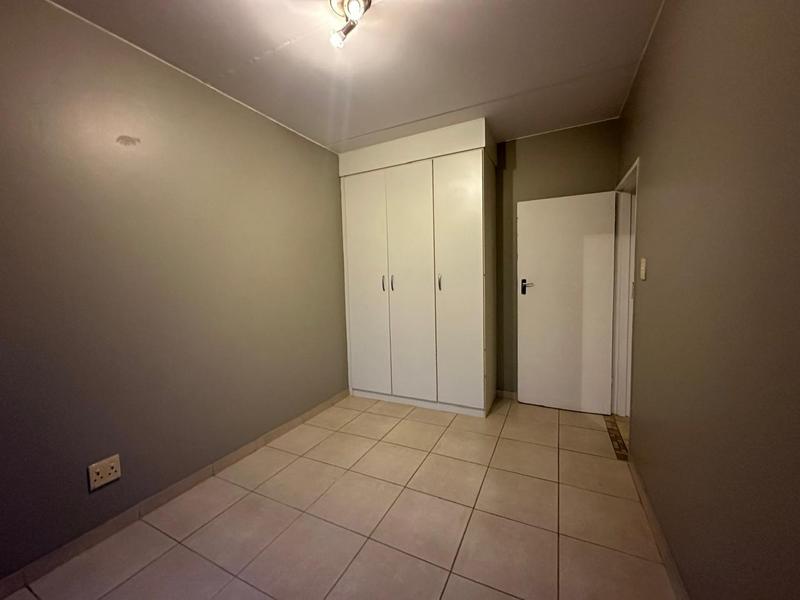 2 Bedroom Property for Sale in Sonneveld Gauteng