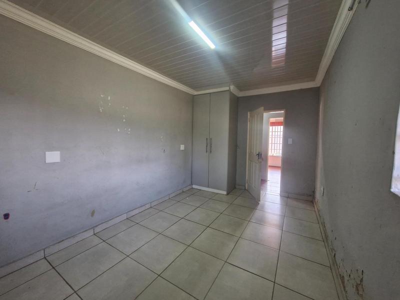 To Let 2 Bedroom Property for Rent in Dersley Gauteng