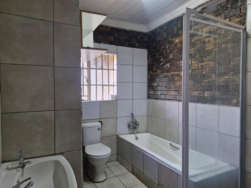 To Let 2 Bedroom Property for Rent in Dersley Gauteng
