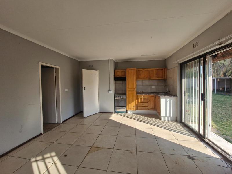 To Let 2 Bedroom Property for Rent in Dersley Gauteng