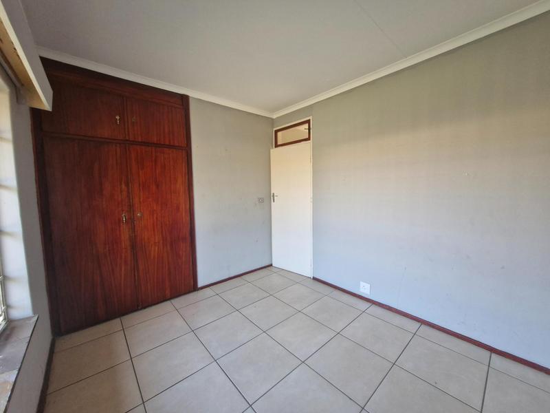 To Let 2 Bedroom Property for Rent in Dersley Gauteng