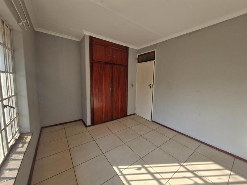 To Let 2 Bedroom Property for Rent in Dersley Gauteng
