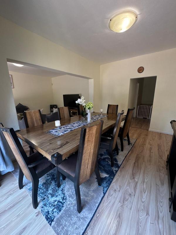To Let 4 Bedroom Property for Rent in Victory Park Gauteng