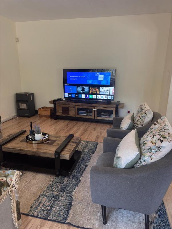 To Let 4 Bedroom Property for Rent in Victory Park Gauteng