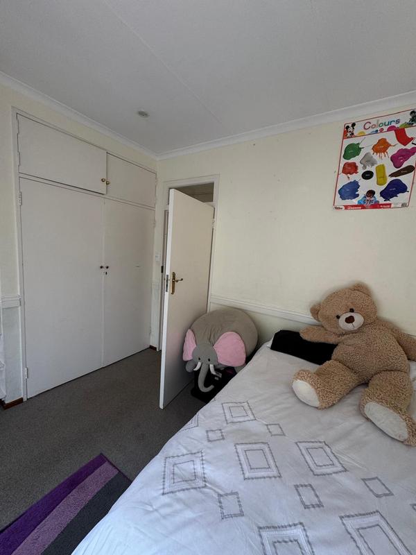 To Let 4 Bedroom Property for Rent in Victory Park Gauteng