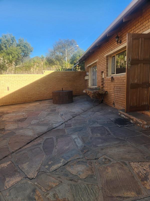 4 Bedroom Property for Sale in Erasmia Gauteng