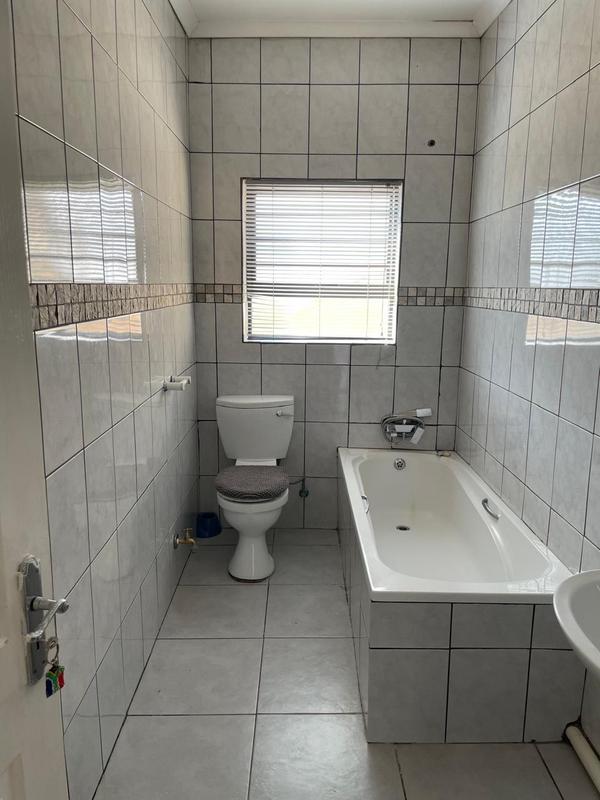 4 Bedroom Property for Sale in Erasmia Gauteng