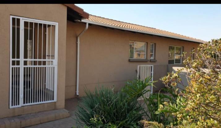 To Let 3 Bedroom Property for Rent in Witfield Gauteng