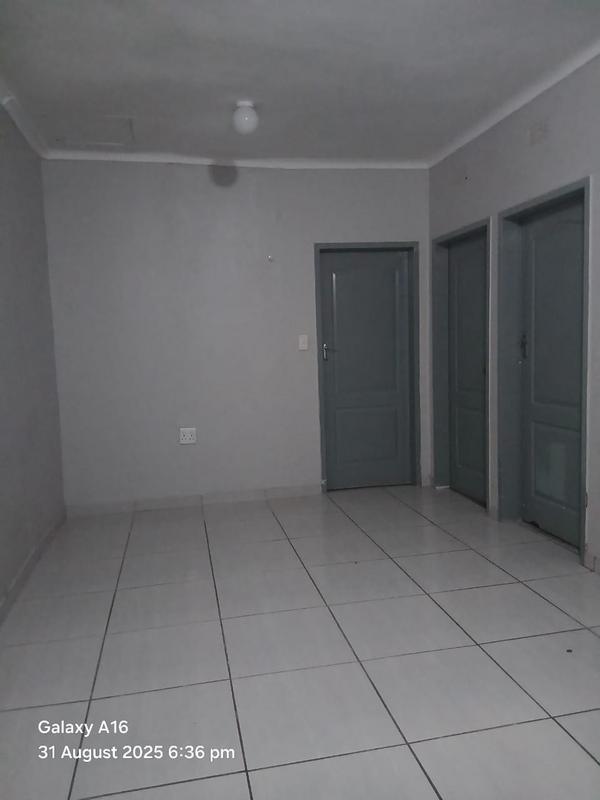 2 Bedroom Property for Sale in Birchleigh Gauteng