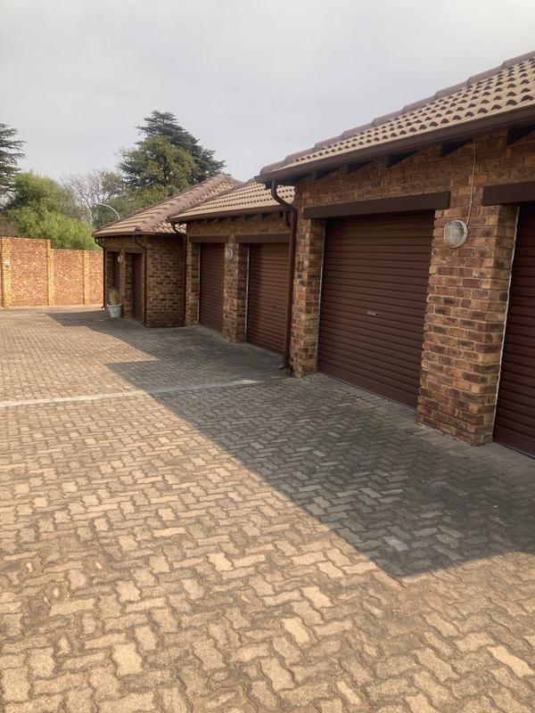 3 Bedroom Property for Sale in Oriel Gauteng