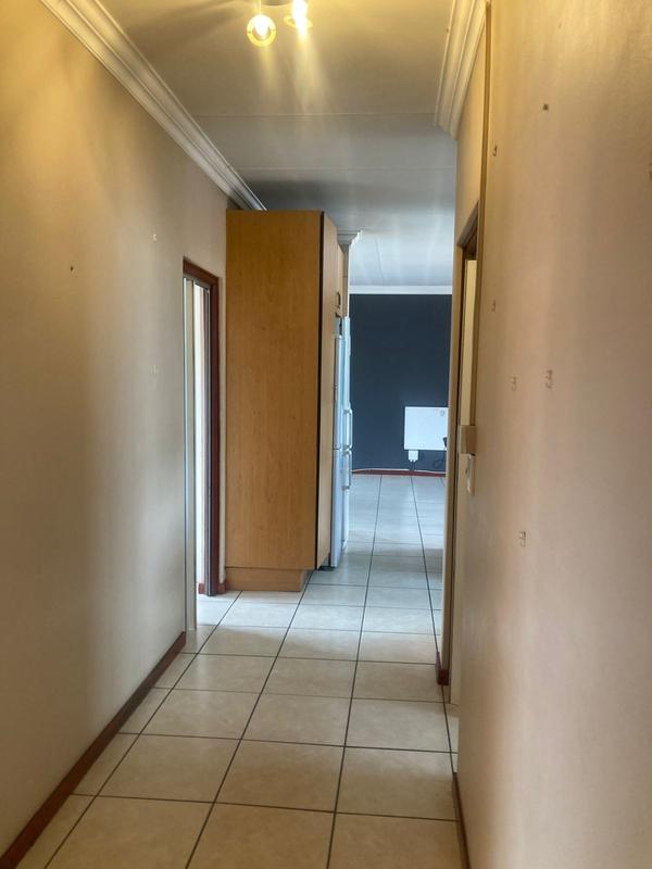 3 Bedroom Property for Sale in Oriel Gauteng