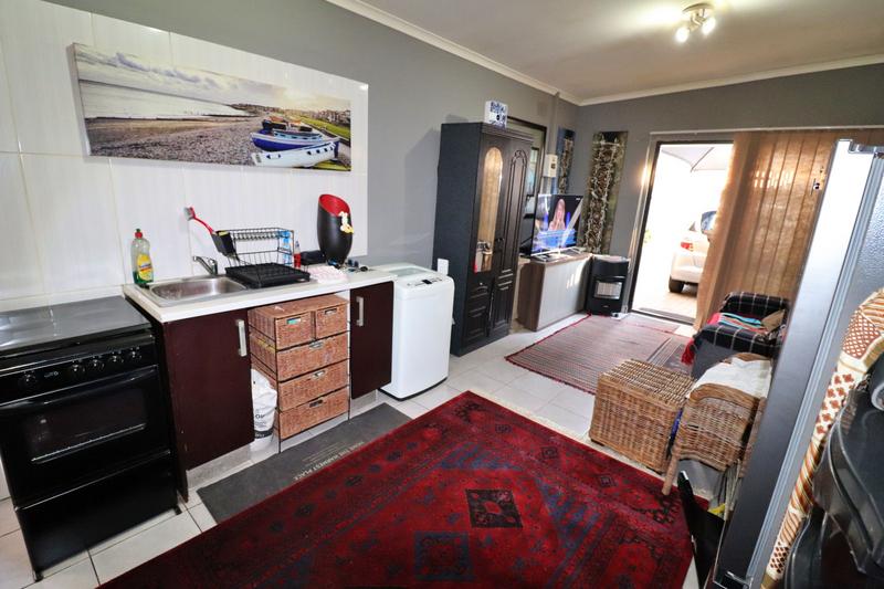 3 Bedroom Property for Sale in Dawnview Gauteng