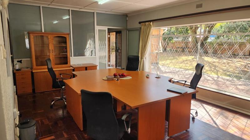 5 Bedroom Property for Sale in Farrarmere Gauteng