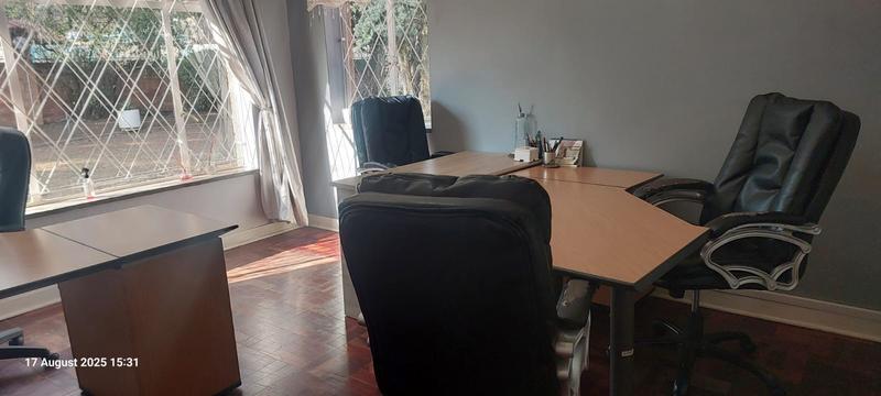 5 Bedroom Property for Sale in Farrarmere Gauteng