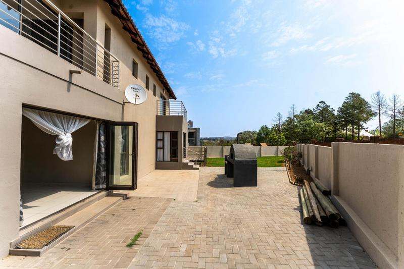 To Let 5 Bedroom Property for Rent in Cedar Creek Gauteng