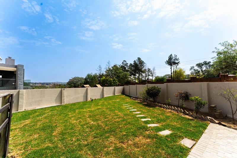 To Let 5 Bedroom Property for Rent in Cedar Creek Gauteng