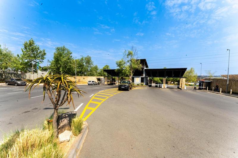 To Let 5 Bedroom Property for Rent in Cedar Creek Gauteng