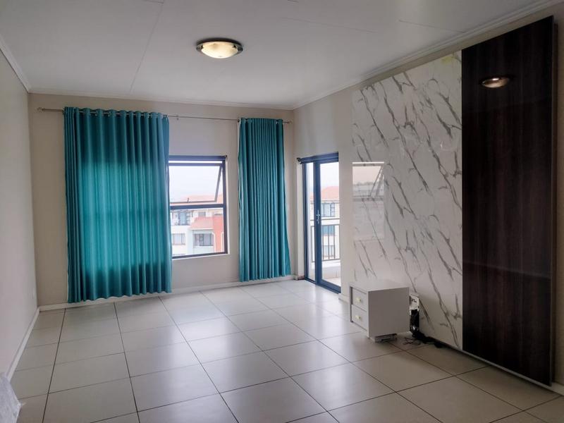To Let 2 Bedroom Property for Rent in Greenstone Hill Gauteng