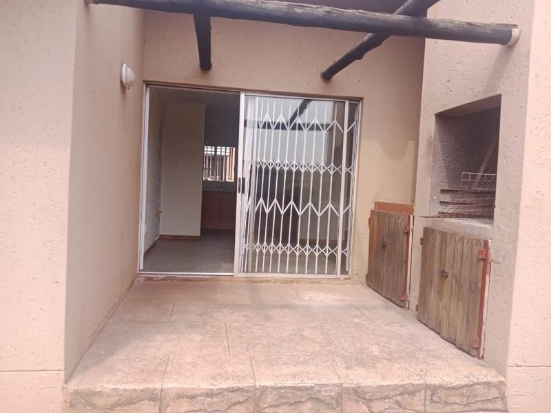 To Let 3 Bedroom Property for Rent in Witfield Gauteng