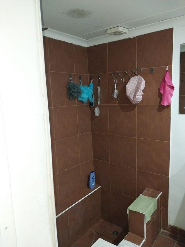 To Let 3 Bedroom Property for Rent in Farrarmere Gauteng