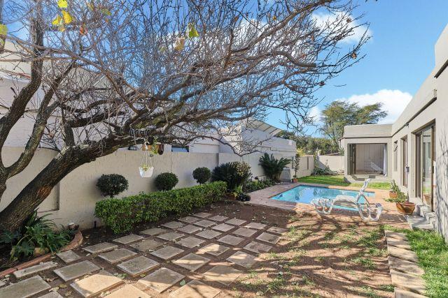 3 Bedroom Property for Sale in Sunninghill Gauteng