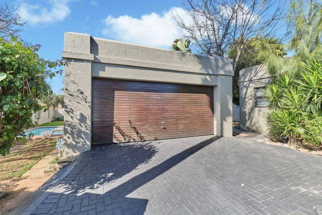 3 Bedroom Property for Sale in Sunninghill Gauteng