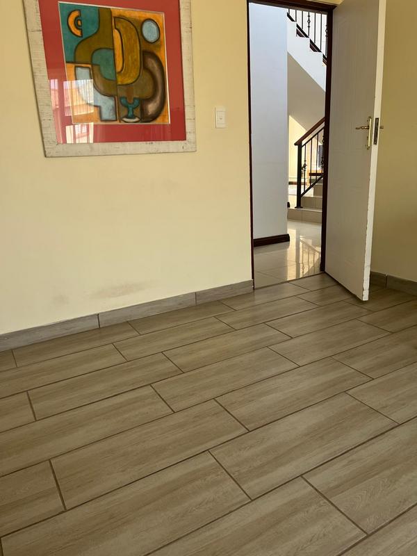 To Let 4 Bedroom Property for Rent in Aspen Hills Gauteng