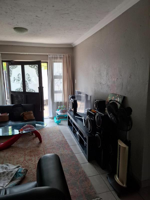 To Let 2 Bedroom Property for Rent in Silverton Gauteng
