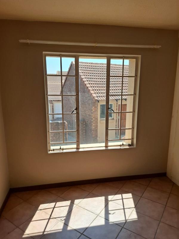To Let 2 Bedroom Property for Rent in Mooikloof Ridge Gauteng