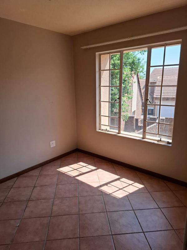 To Let 2 Bedroom Property for Rent in Mooikloof Ridge Gauteng